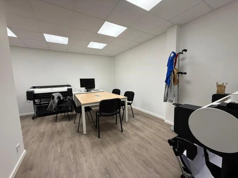 Industriel/Logistique dans Bassens à vendre - Photo intérieure – Image 3 sur 7