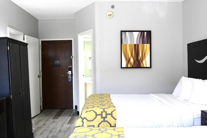 2075 Highway 192 W, London, KY à vendre - Photo intérieure – Image 2 sur 75