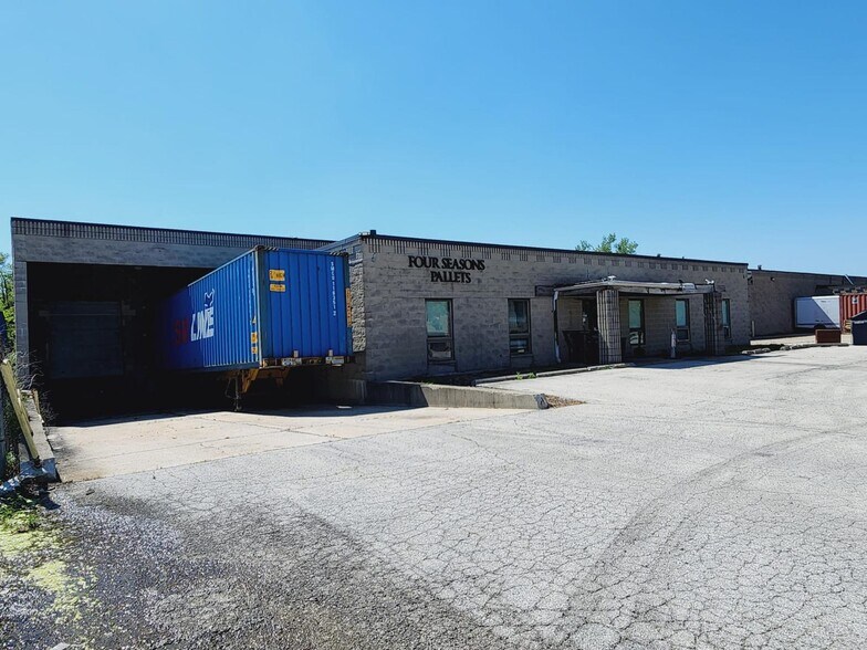 16132-16140 Clinton St, Harvey, IL à louer - Photo de l’immeuble – Image 3 sur 31