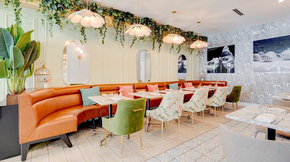 2516-2526 Ponce De Leon Blvd, Coral Gables, FL à louer - Photo de l’immeuble – Image 2 sur 9