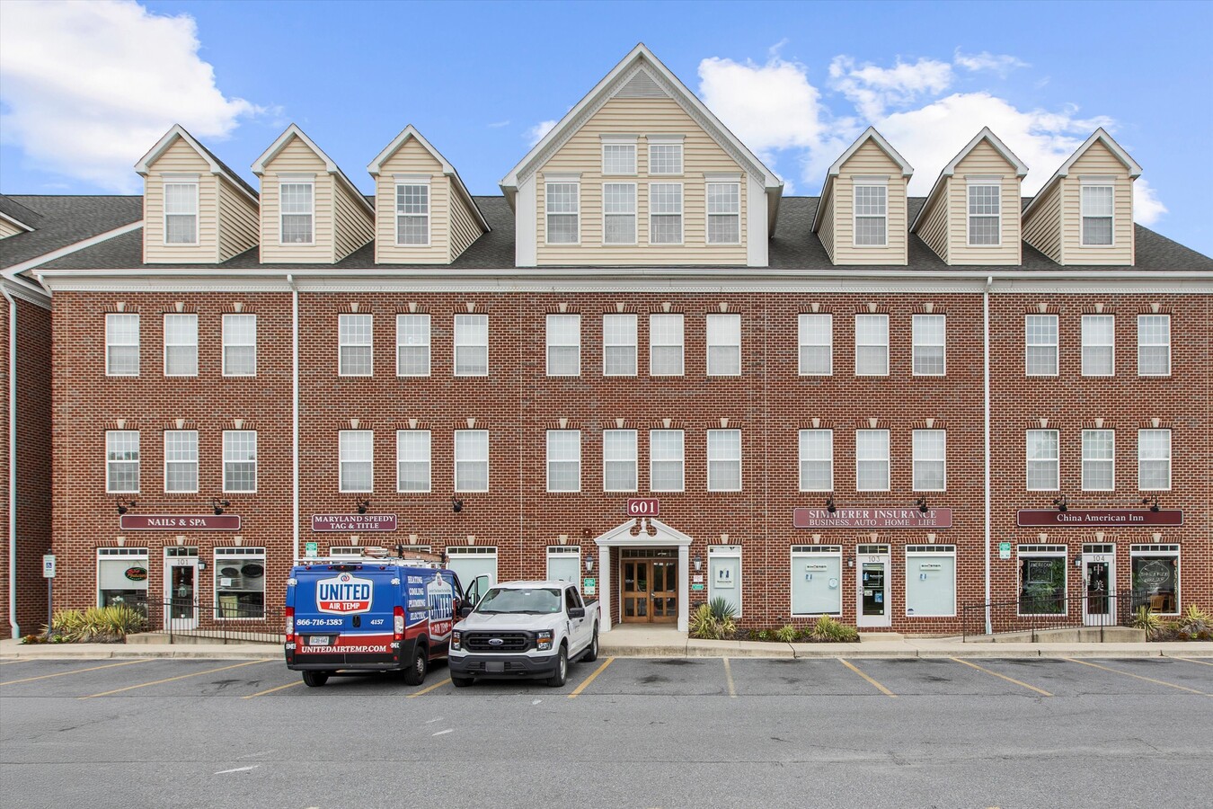 601 7th St, Laurel, MD 20707 - Lot 202 -  - Photo intérieure - Image 1 of 20