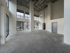 55 JORDAN Ave, Jersey City, NJ à louer Photo intérieure– Image 1 sur 11