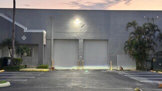 Plus de détails pour 10858 NW 27th St, Doral, FL - Industriel/Logistique à louer