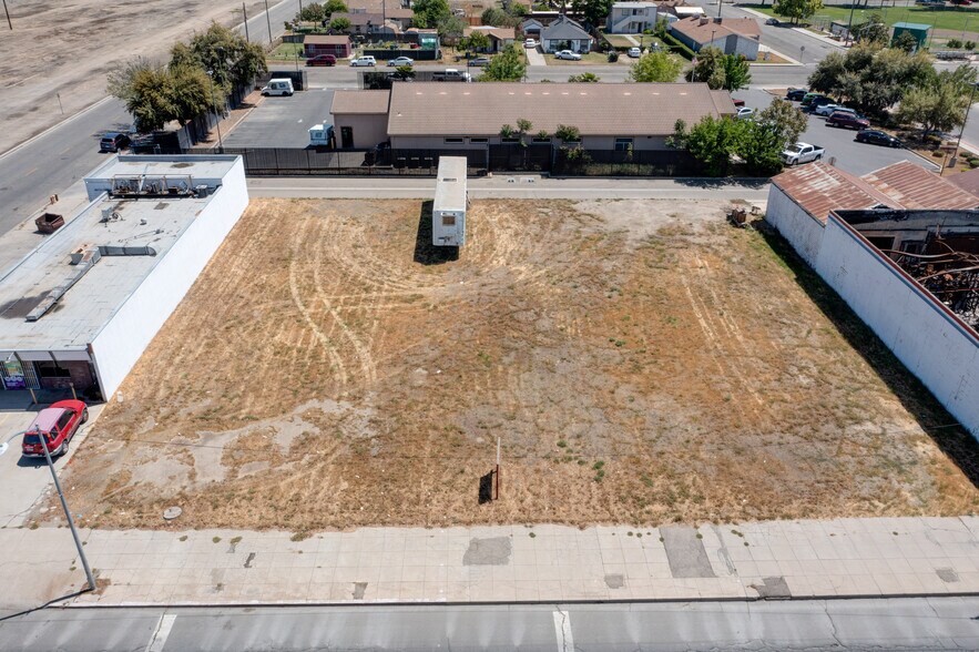 41-47 Robertson Blvd, Chowchilla, CA à vendre - Photo de l’immeuble – Image 1 sur 26