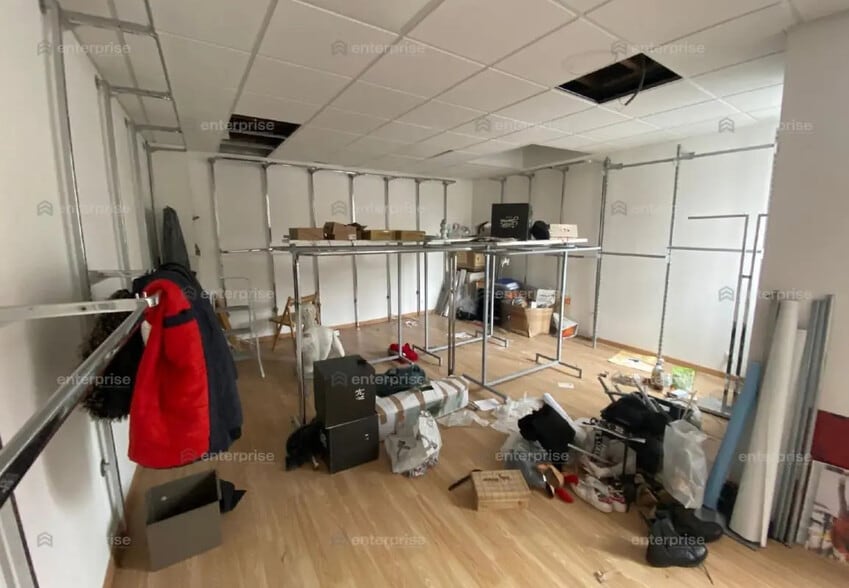 Local commercial dans Saint-Quentin à louer - Photo intérieure – Image 2 sur 2