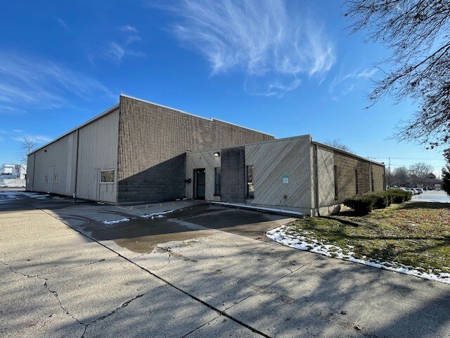 11224 Cornell Park Dr, Blue Ash, OH à louer - Photo de l’immeuble – Image 3 sur 5
