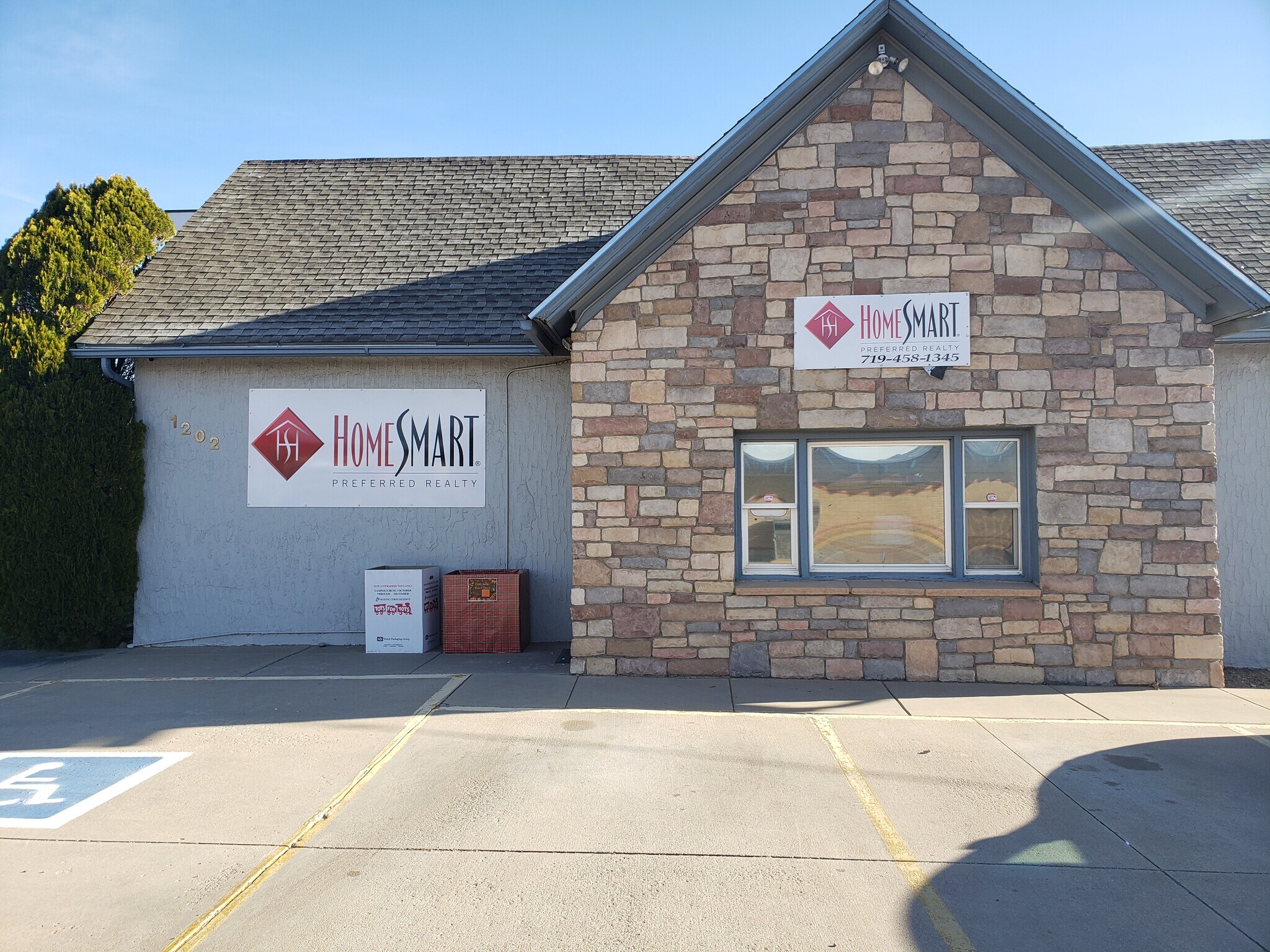 1202 Royal Gorge Blvd, Canon City, CO à louer Photo principale– Image 1 sur 2