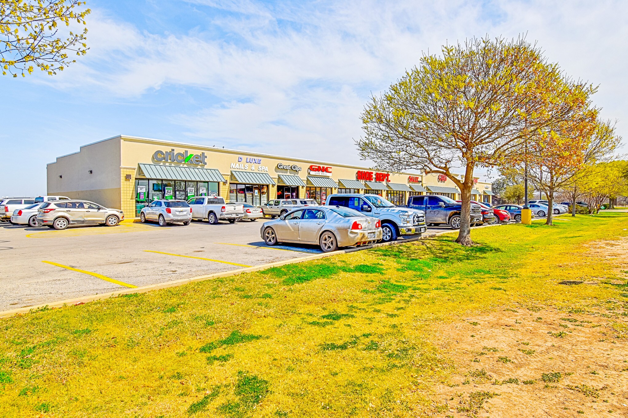 3250 E Main St, Uvalde, TX à vendre Photo principale– Image 1 sur 12