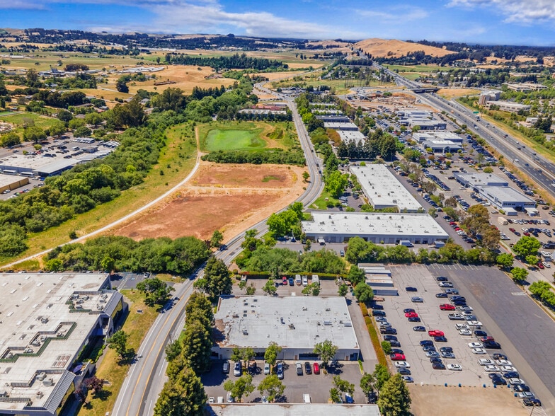 1130 Industrial Ave, Petaluma, CA à vendre - Photo de l’immeuble – Image 3 sur 8