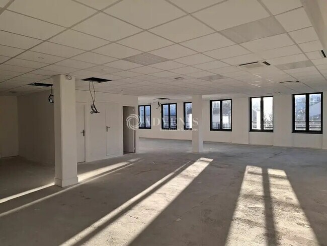 Plus de détails pour 17 Rue Saint-Jean, Nancy - Bureau à louer