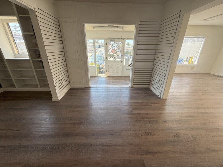 870 Grand Ave, San Diego, CA à louer - Photo de l’immeuble – Image 2 sur 6