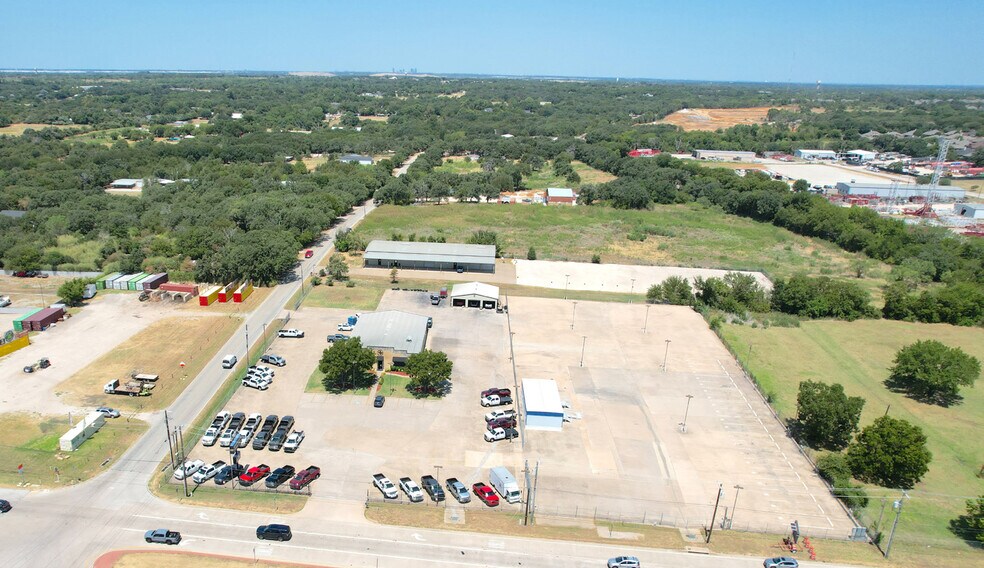 8321 Rendon Bloodworth Rd, Mansfield, TX à louer - Photo de l’immeuble – Image 2 sur 13