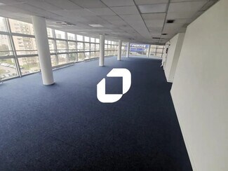 Plus de détails pour Bureau, Local d'activités à louer