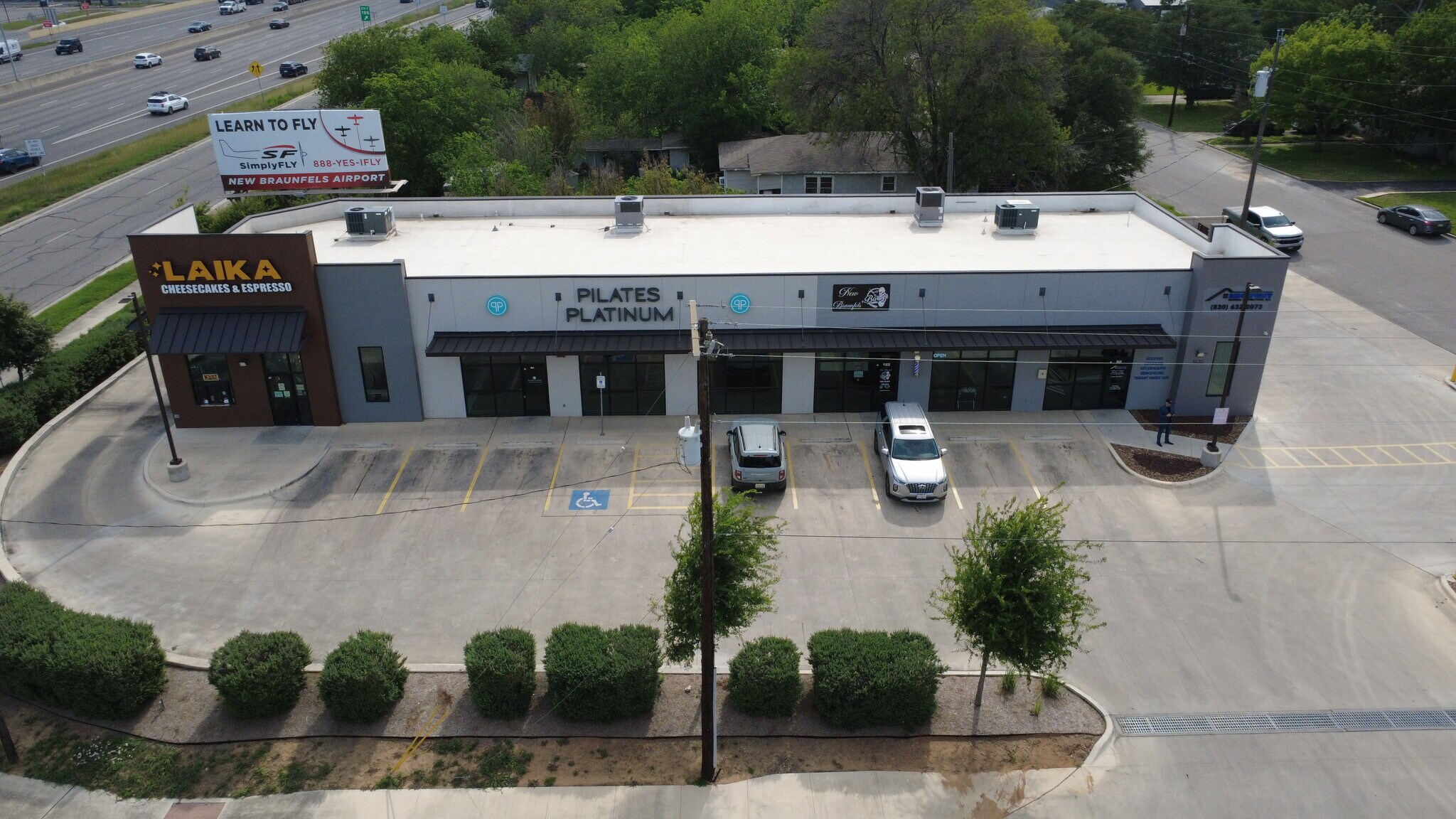 1430 Unicorn Ave, New Braunfels, TX à louer Photo de l’immeuble– Image 1 sur 12