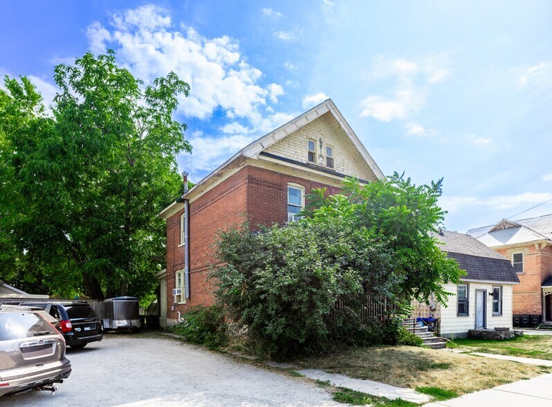 170 First St, Collingwood, ON à vendre - Photo de l’immeuble – Image 3 sur 8