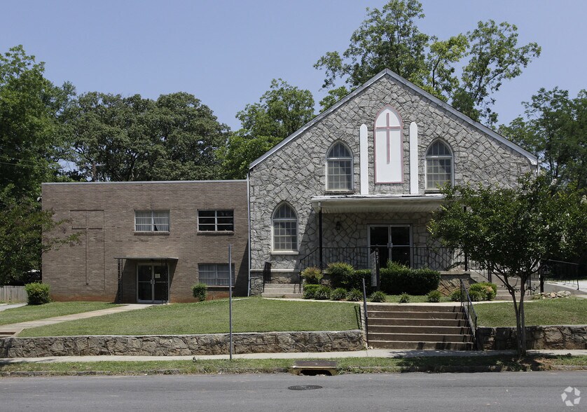 823 Dill Ave SW, Atlanta, GA à vendre - Photo de l’immeuble – Image 3 sur 3