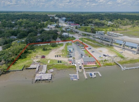 Cedar Landing Marina portefeuille de 2 biens à vendre sur LoopNet.fr Aérien– Image 1 sur 6