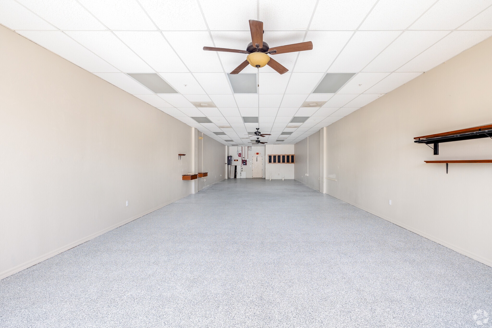 5781-5783 Bayshore Rd, North Fort Myers, FL à louer Photo intérieure– Image 1 sur 4