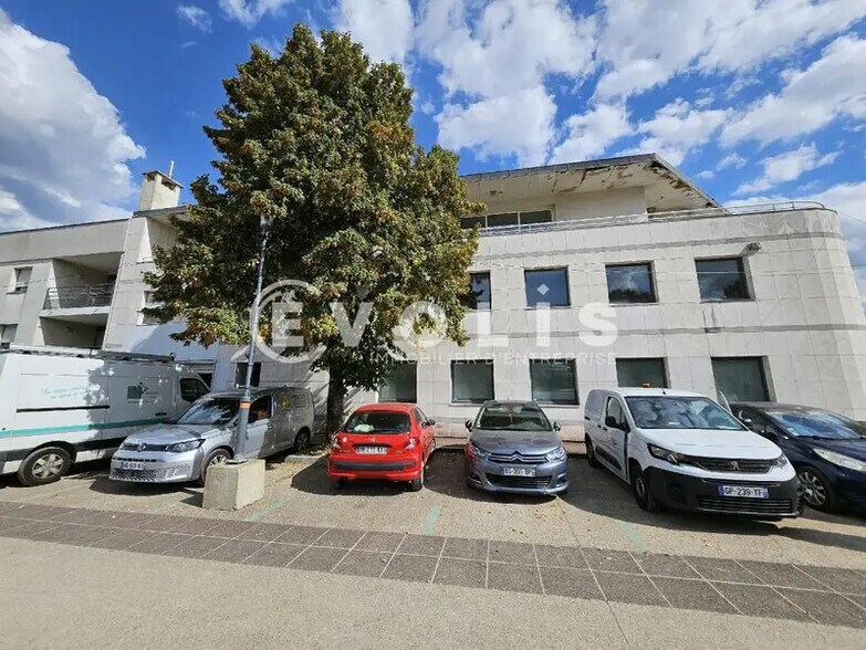 Local d'activités dans Sceaux à vendre - Photo de l’immeuble – Image 1 sur 25