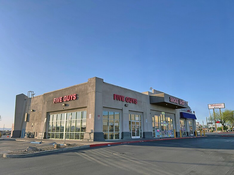 4065 S Maryland Pky, Las Vegas, NV à vendre - Photo de l’immeuble – Image 2 sur 5