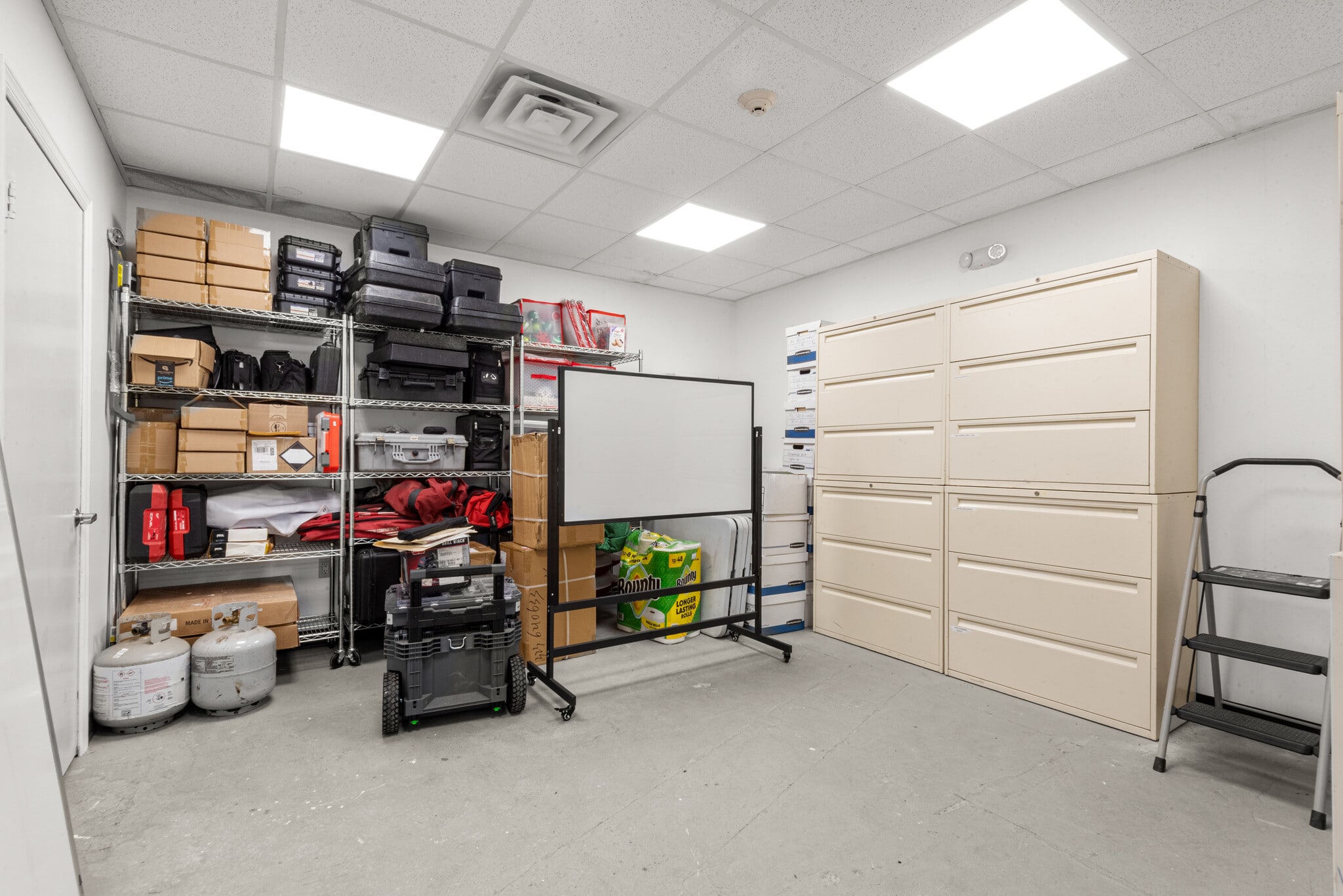 84 Industrial Ave, Little Ferry, NJ à louer Photo intérieure– Image 1 sur 11