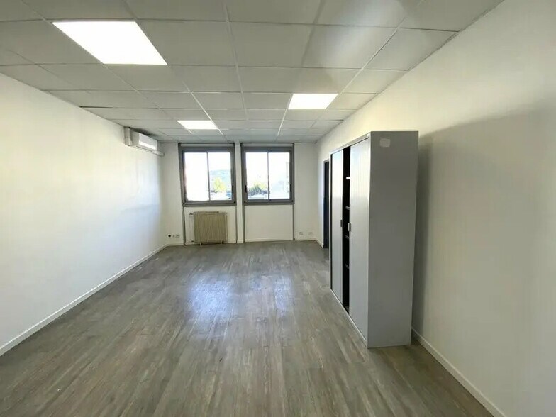 Bureau dans Villeneuve-Loubet à louer - Photo intérieure – Image 2 sur 6