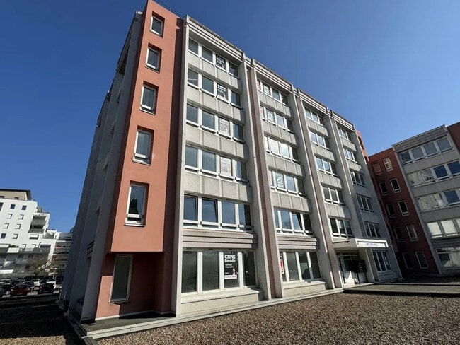 Plus de détails pour Bureau à louer