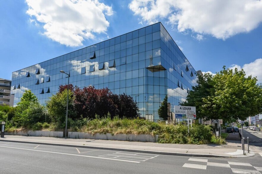 1 Rue De La Croix Des Maheux, Cergy à louer - Photo de l’immeuble – Image 1 sur 12