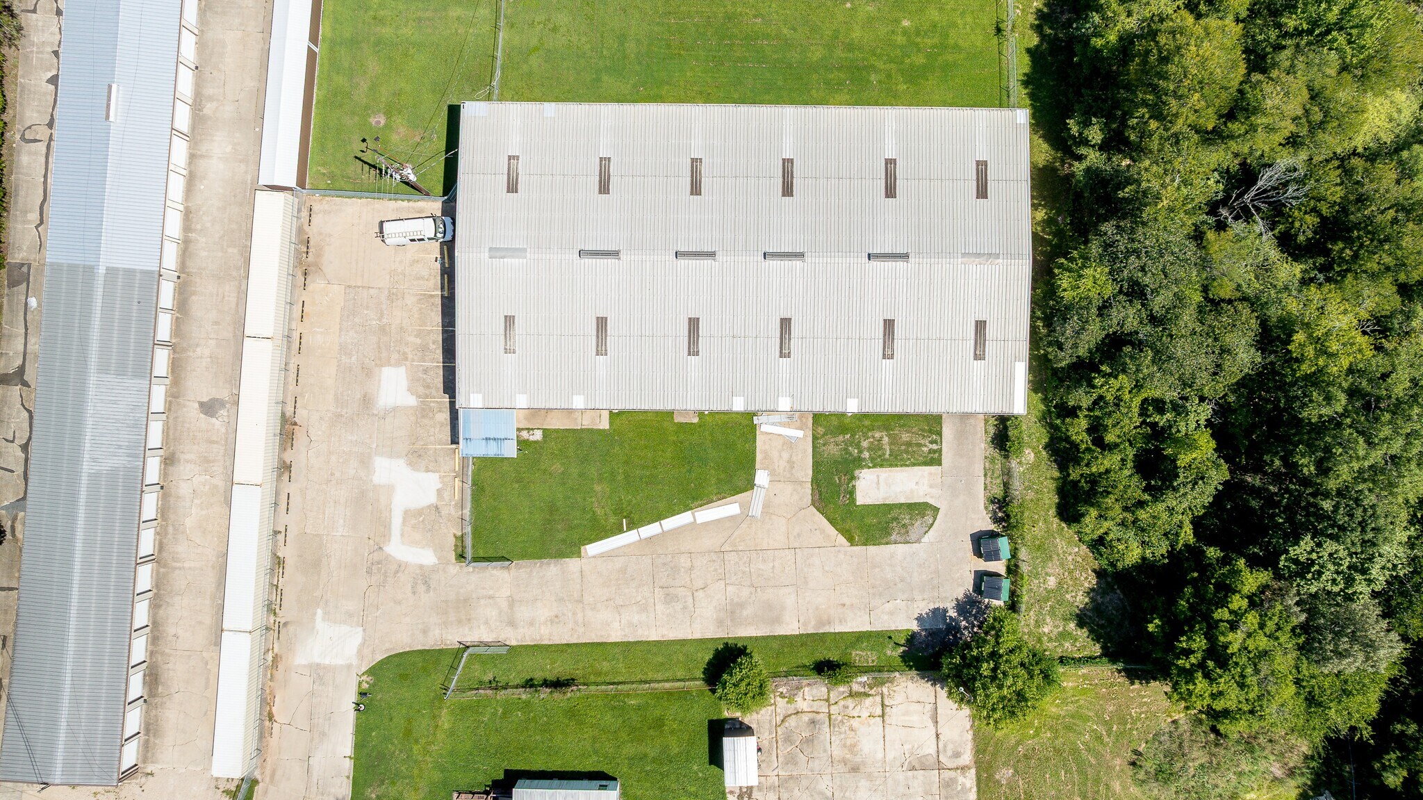 1933 Winnsboro Rd, Monroe, LA à vendre Photo principale– Image 1 sur 15