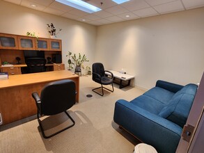 1880 W Oak Pky, Marietta, GA à louer Photo intérieure– Image 1 sur 3