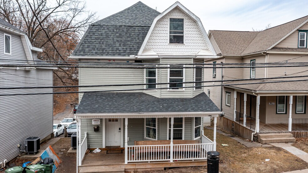 383 1/2 - 391 Lightstreet Rd portefeuille de 3 biens à vendre sur LoopNet.fr - Photo de l’immeuble – Image 2 sur 10