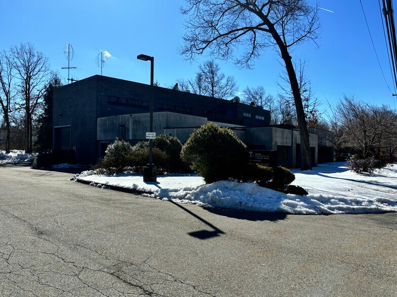 14 Morris Ave, Mountain Lakes, NJ à vendre - Photo de l’immeuble – Image 2 sur 11