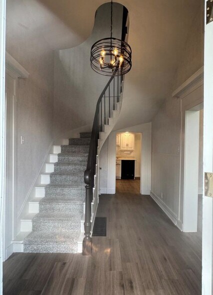 121 N Wayne St, Saint Marys, OH à louer - Photo de l’immeuble – Image 3 sur 13
