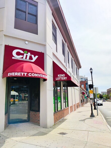 445-455 Broadway, Everett, MA à vendre - Photo de l’immeuble – Image 3 sur 13