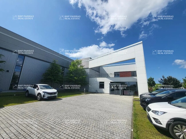 Plus de détails pour Bureau, Local d'activités à louer