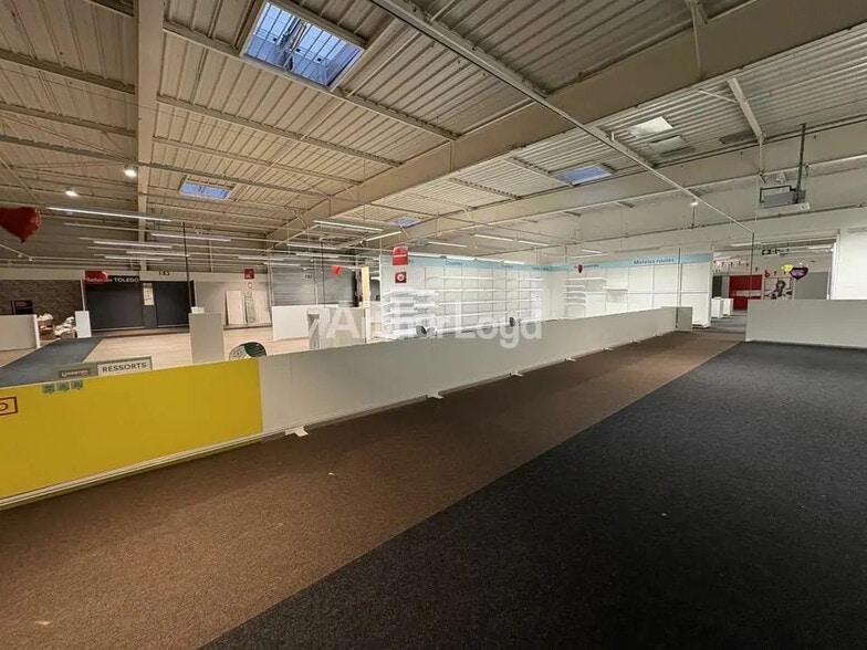 Local commercial dans Reims à louer - Photo intérieure – Image 2 sur 7