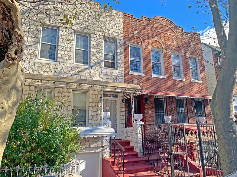 487 E 93rd St, Brooklyn, NY à vendre - Photo de l’immeuble – Image 2 sur 2