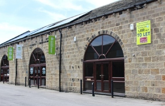 3 Moorfield Crescent, Yeadon à louer Photo principale– Image 1 sur 3