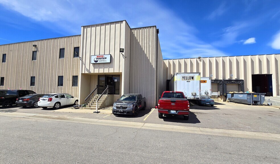 12601 E 38th Ave, Denver, CO à louer - Photo principale – Image 1 sur 11
