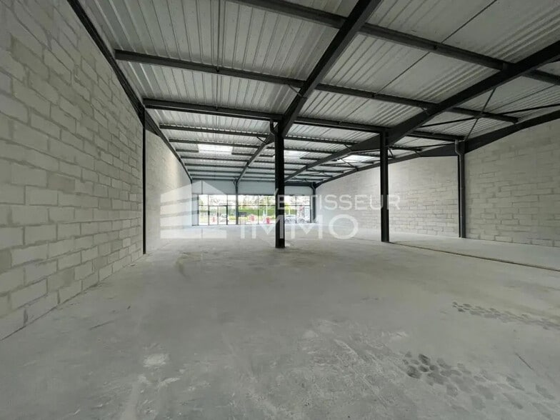 Local d’activités dans Nogent-sur-Oise à louer - Photo intérieure – Image 3 sur 5