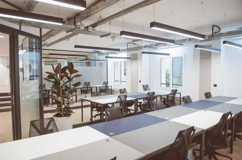 49 Avenue D'Iena, Paris à louer - Photo de l’immeuble – Image 2 sur 29