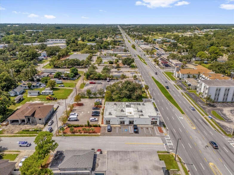 5400-5406 Park Blvd N, Pinellas Park, FL à louer - Photo de l’immeuble – Image 3 sur 5