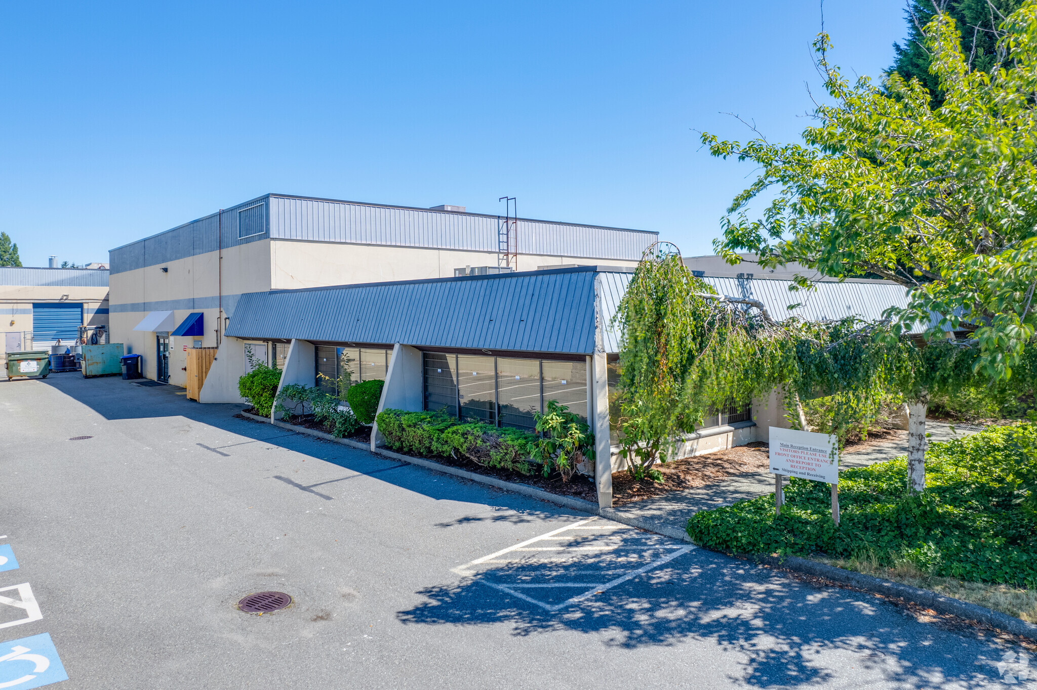 11620 Horseshoe Way, Richmond, BC à louer Photo principale– Image 1 sur 5