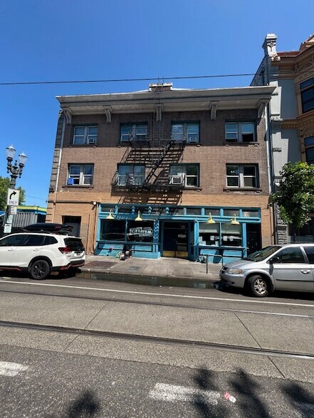 520-526 SE Grand Ave, Portland, OR à vendre - Photo de l’immeuble – Image 2 sur 6