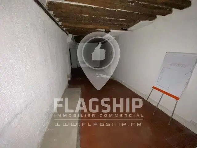 Local commercial dans Paris à louer - Photo intérieure – Image 3 sur 6