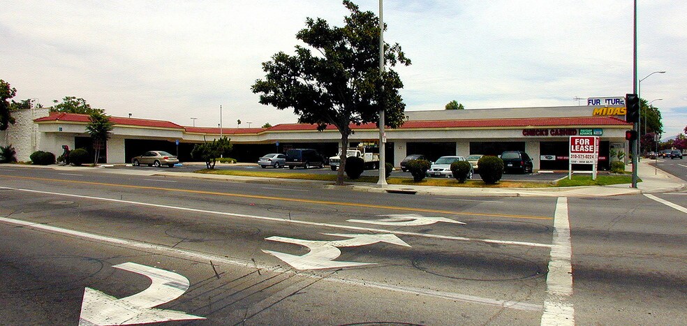 9781-9799 Magnolia Ave, Riverside, CA à vendre - Photo de l’immeuble – Image 2 sur 8