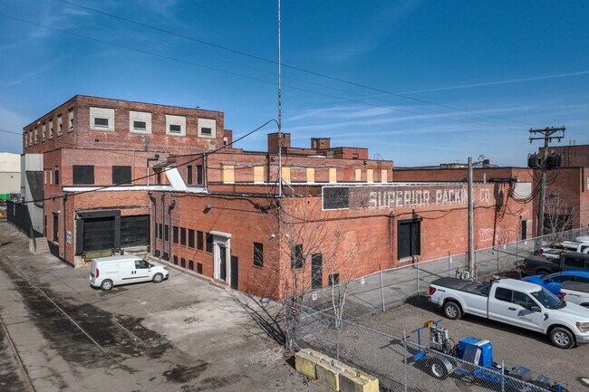 Plus de détails pour 2103-2105 Wabash Ave, Saint Paul, MN - Industriel/Logistique à louer