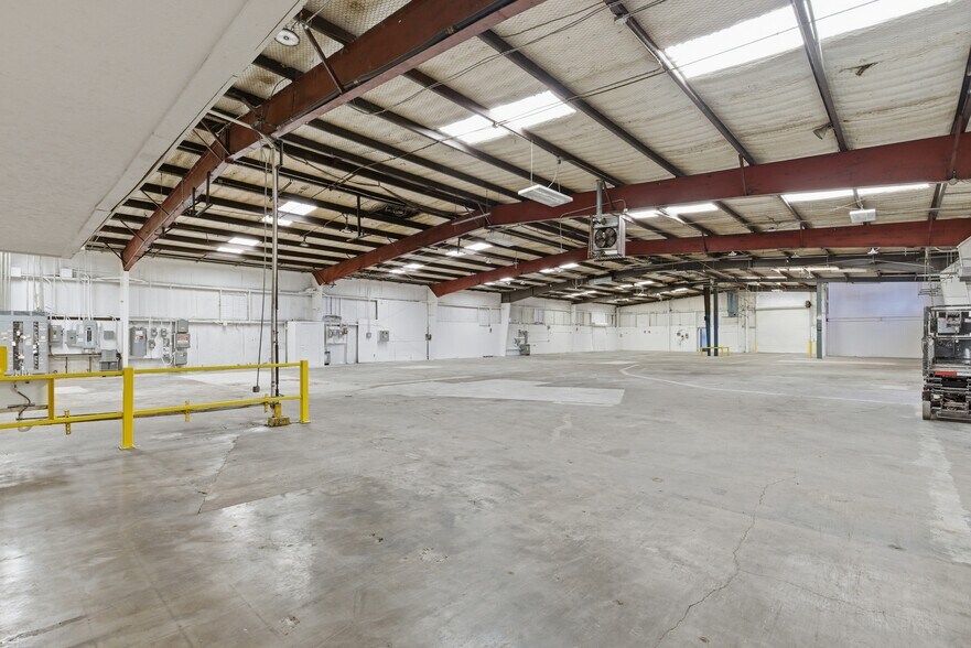 1119 S Commercial Blvd, Arlington, TX à vendre - Photo de l’immeuble – Image 3 sur 15