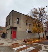 2059 W Grand Ave, Chicago, IL à louer Photo intérieure– Image 2 sur 10