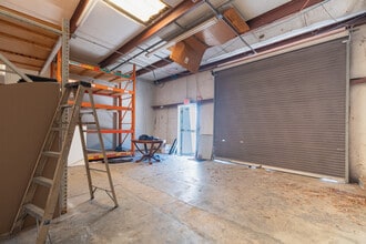 2290-2298 W Airport Blvd, Sanford, FL à louer Photo intérieure– Image 2 sur 4